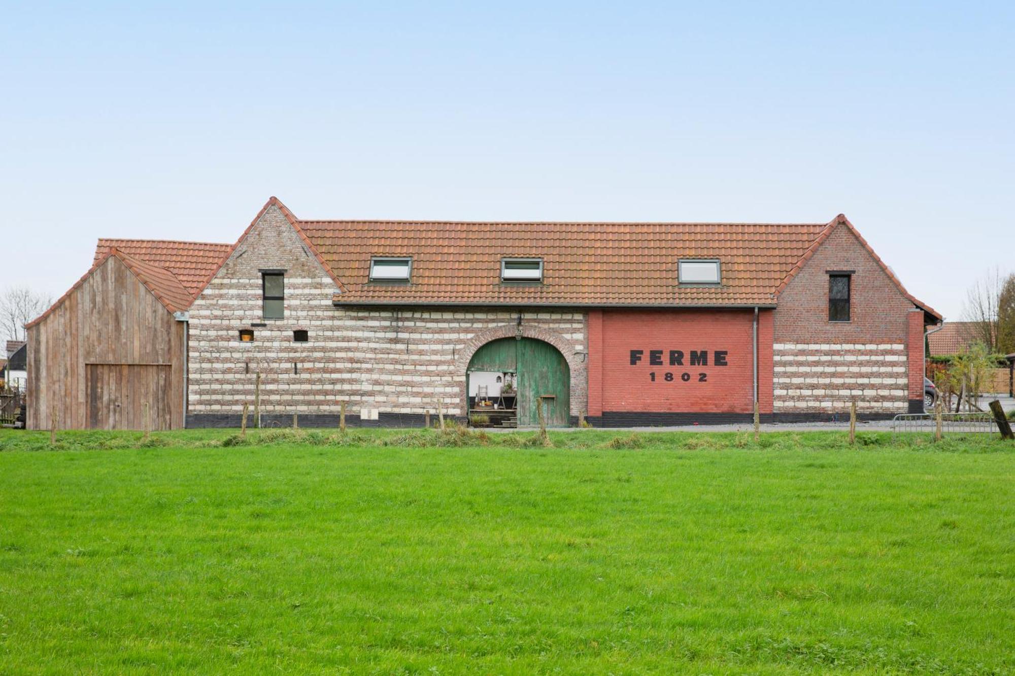 Suite & Spa A La Ferme 1802 Sainghin-en-Mélantois Exterior foto